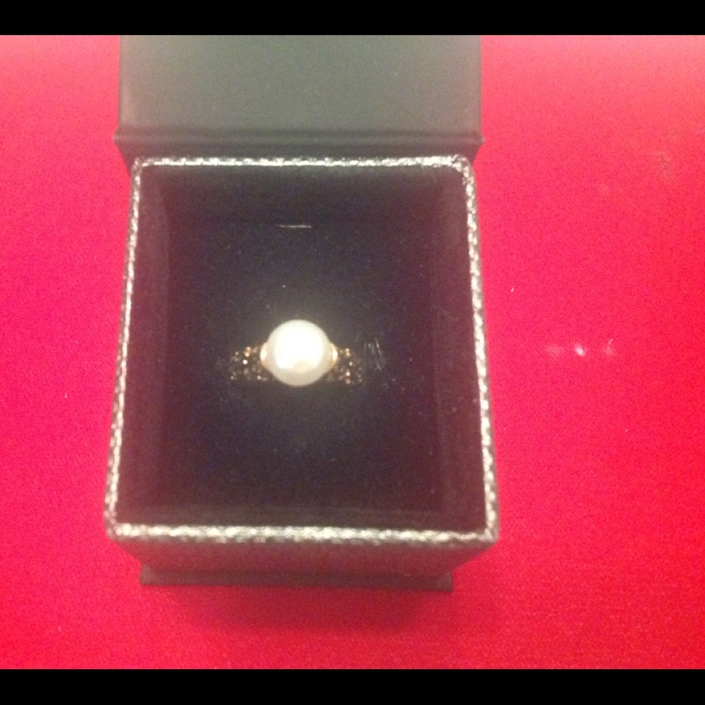 Gold plated faux pearl pear ring size 6 New